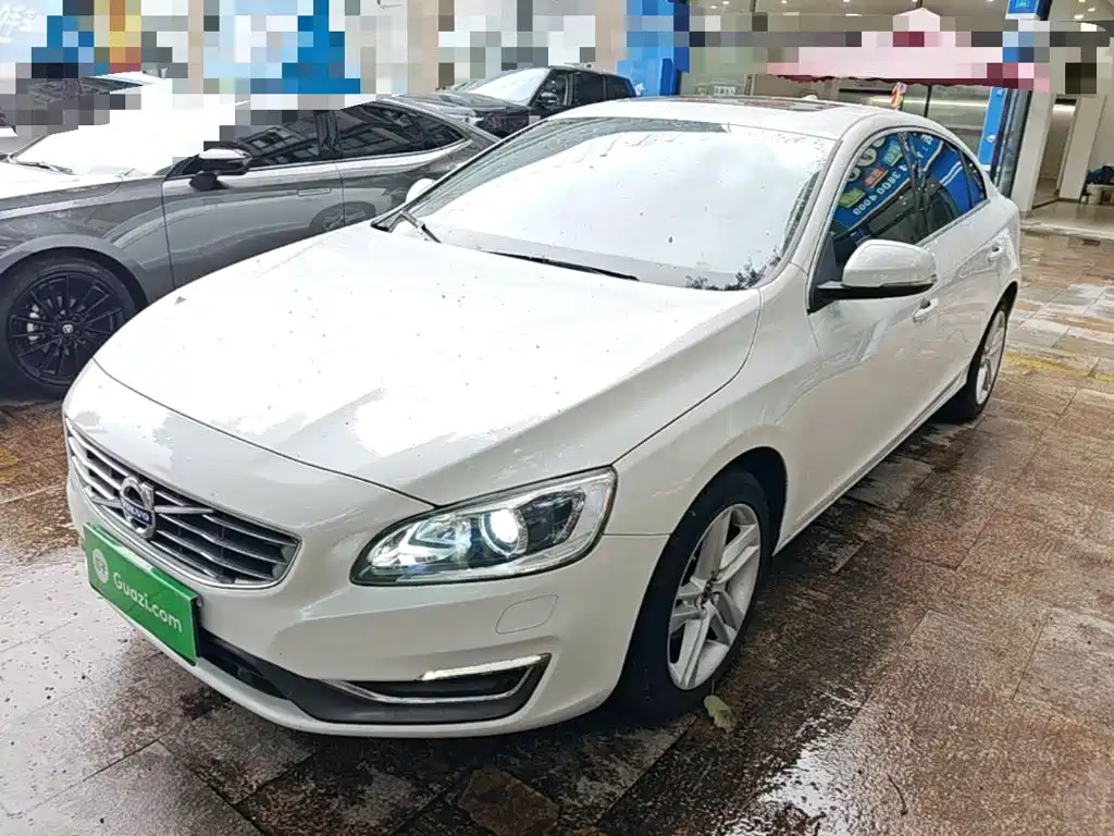 Volvo S60