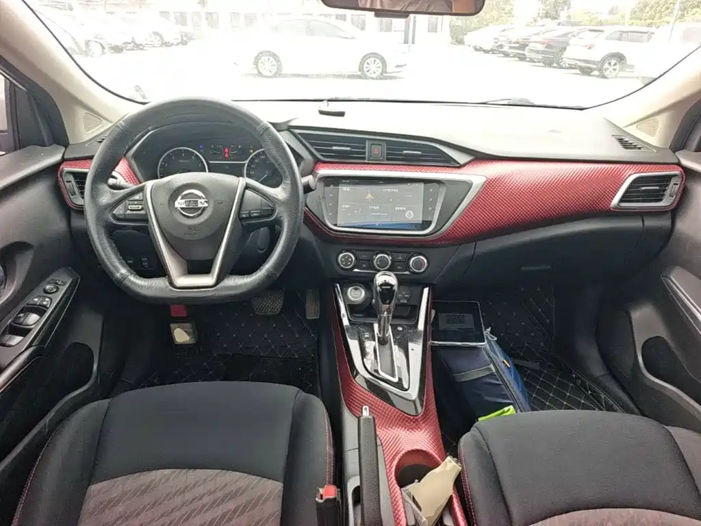 Nissan Bluebird — миниатюра 10