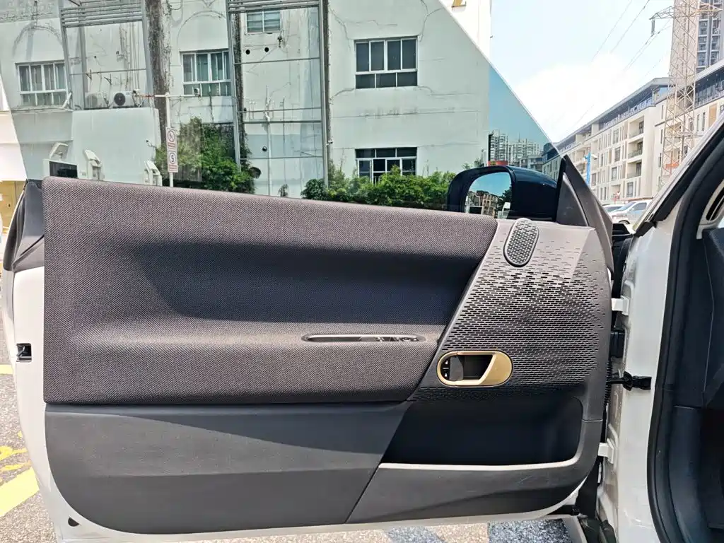 MINI MINI COOPER EV — миниатюра 19