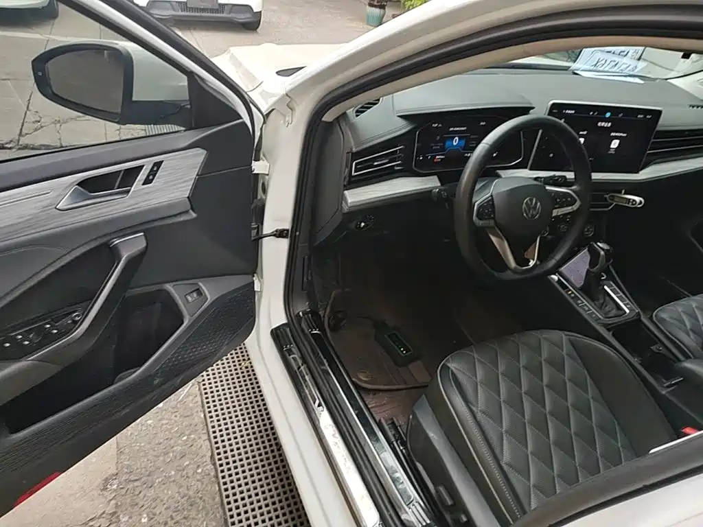 Volkswagen Sagitar — миниатюра 16