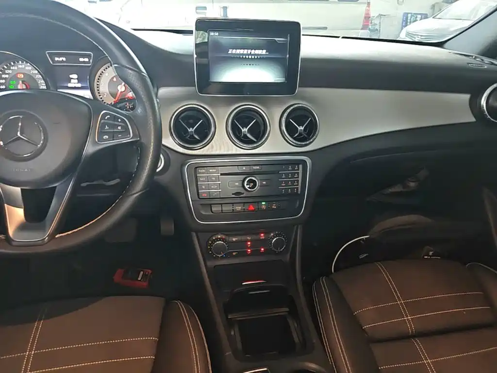 Mercedes-Benz CLA (Import) — миниатюра 13