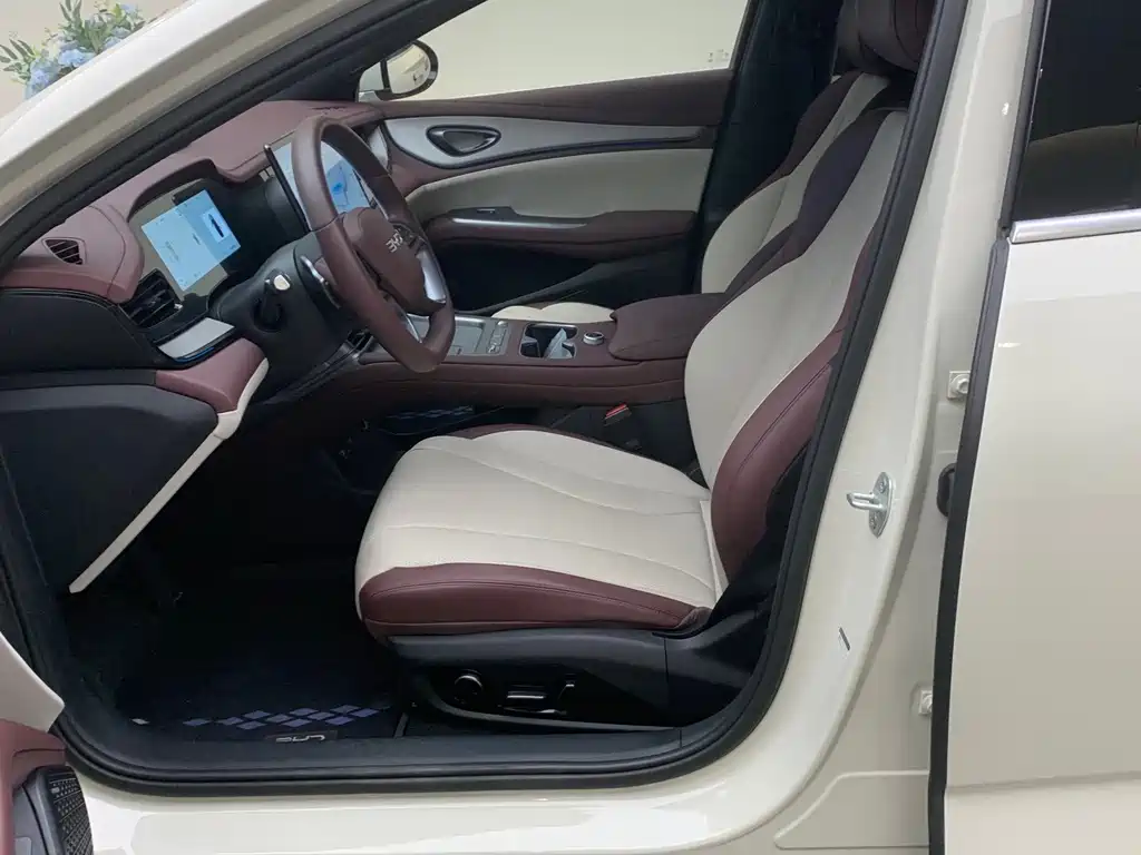 BYD Seal 07 DM-i — миниатюра 9