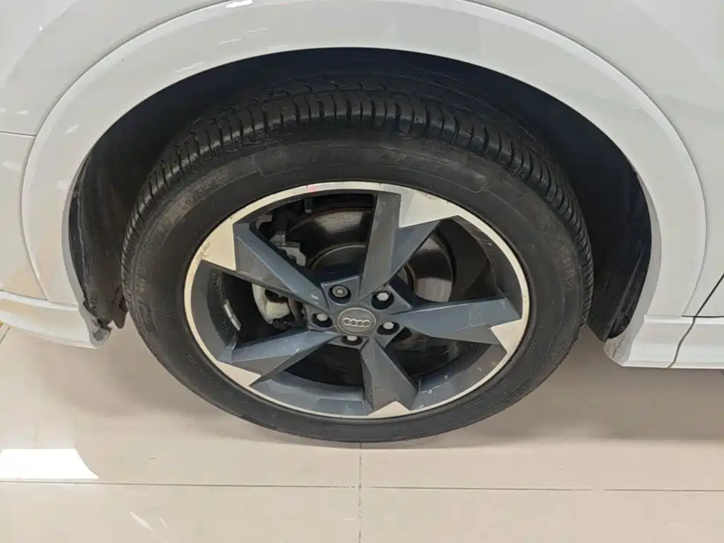 Audi Q3 — миниатюра 23