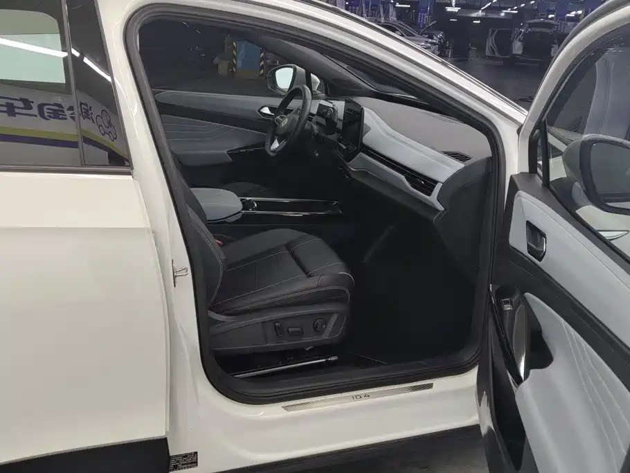 Volkswagen ID.4 X — миниатюра 8