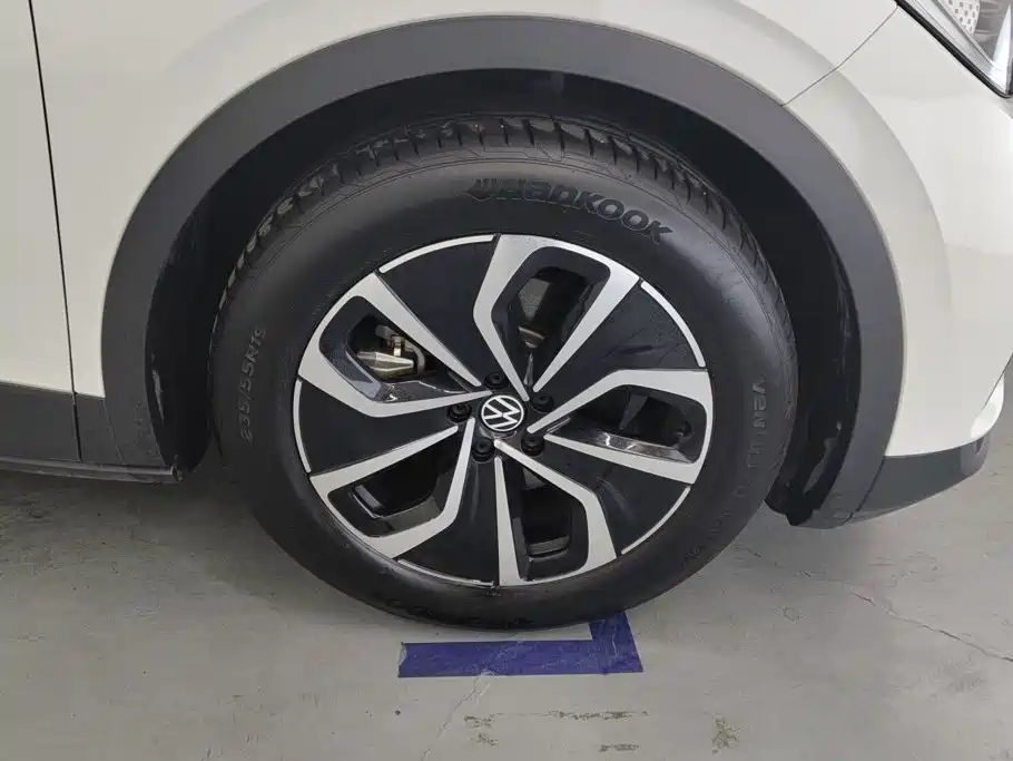 Volkswagen ID.4 X — миниатюра 6