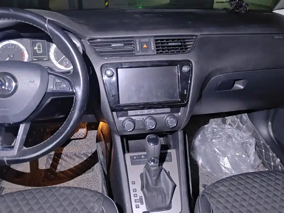 Skoda Octavia — миниатюра 13