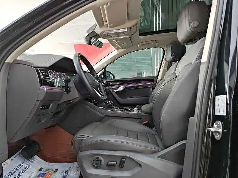 Volkswagen Touareg — миниатюра 13