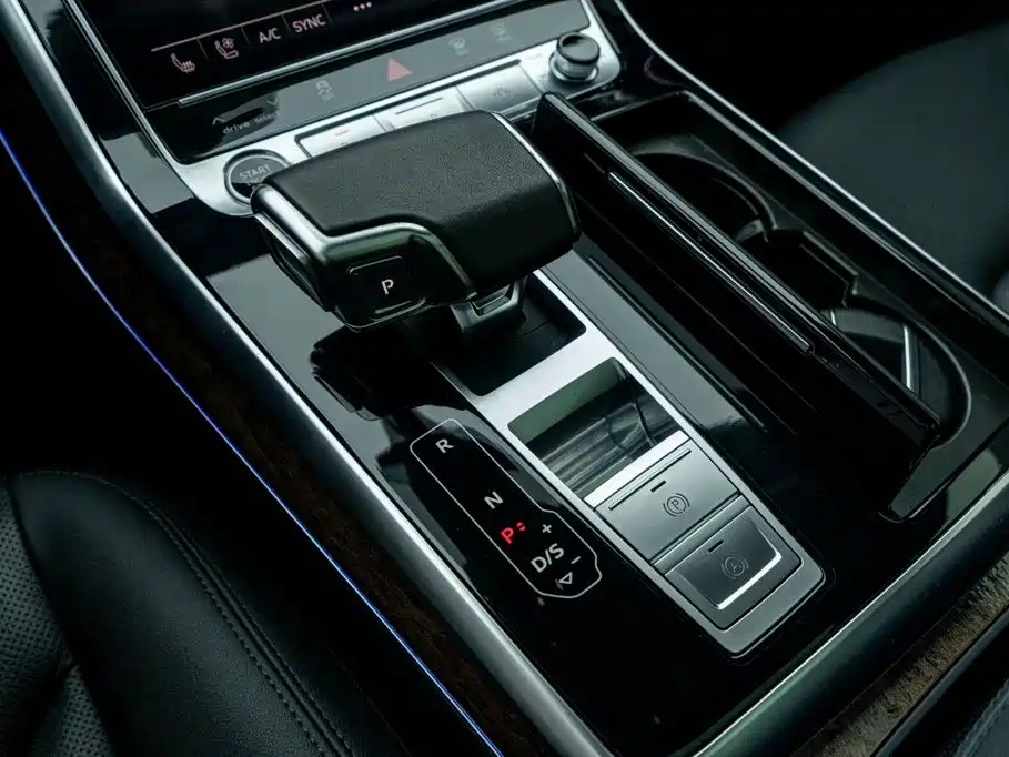 Audi Q7 — миниатюра 14