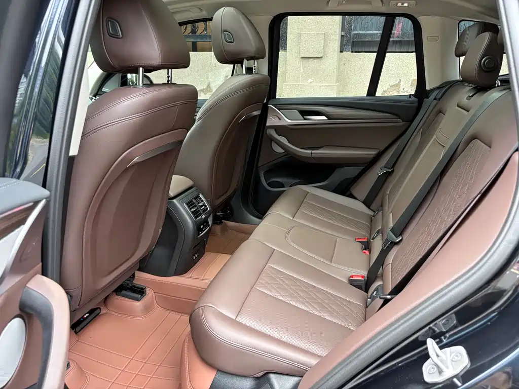 BMW X3 — миниатюра 12