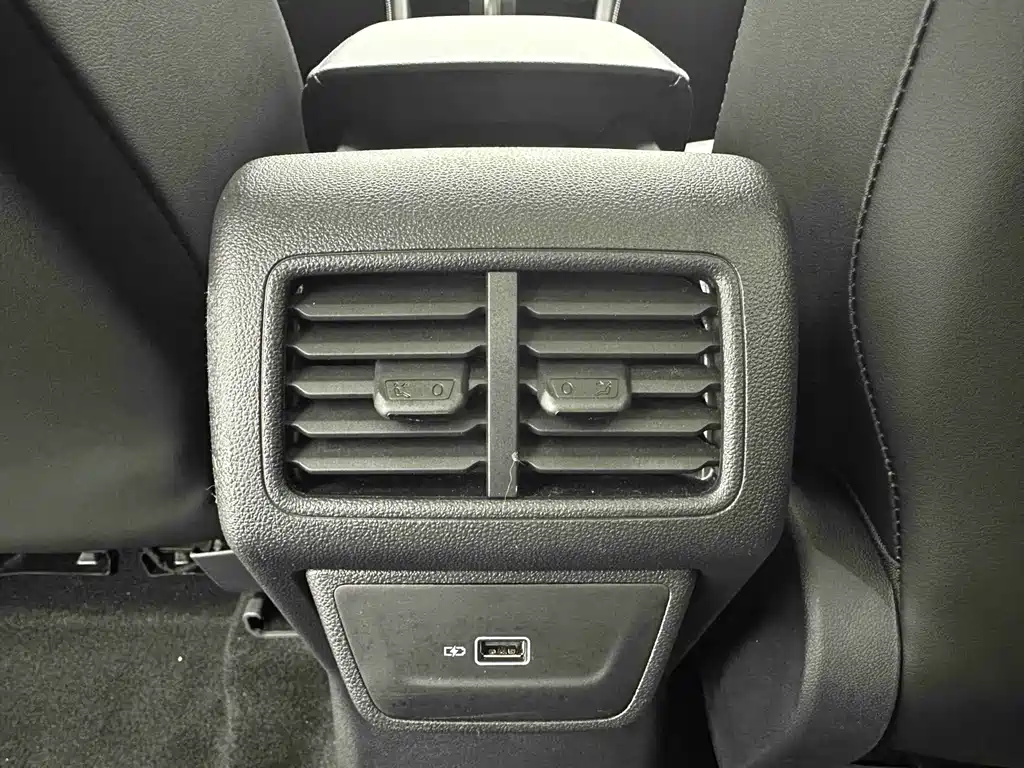 Jetta VS7 — миниатюра 13