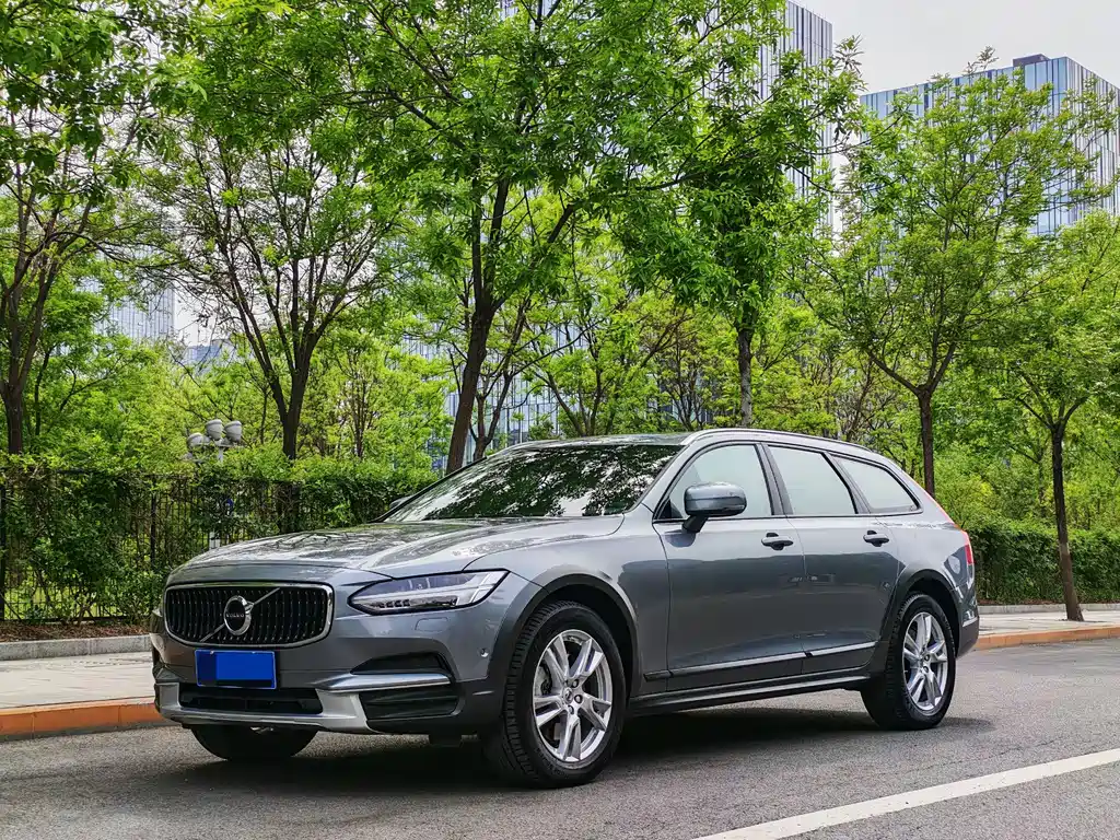 Volvo V90 2018