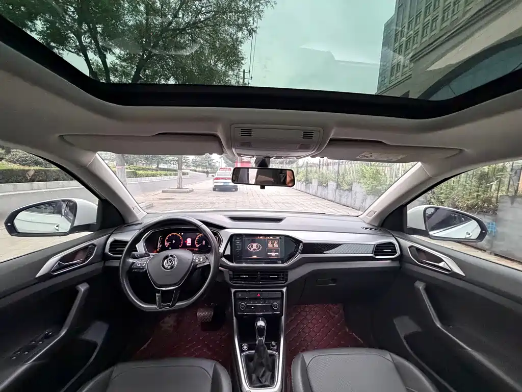 Volkswagen T-Cross — миниатюра 8
