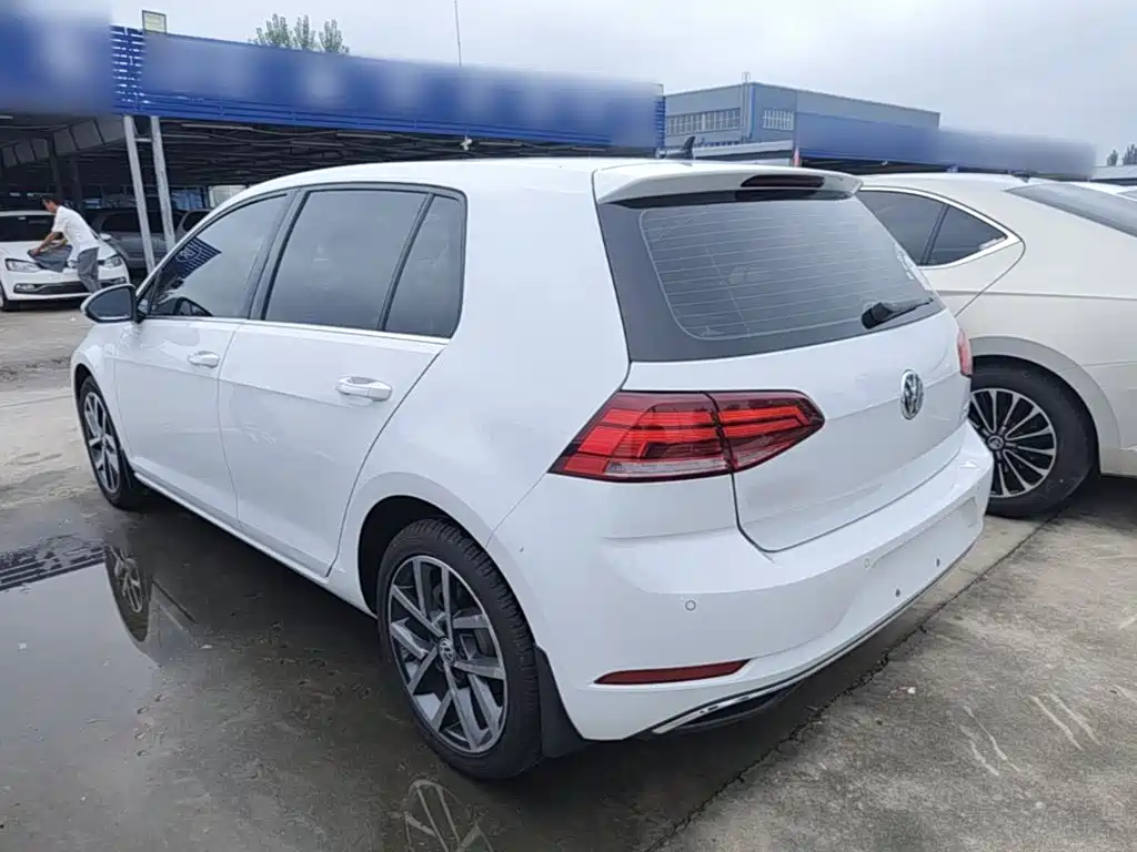 Volkswagen Golf — миниатюра 5
