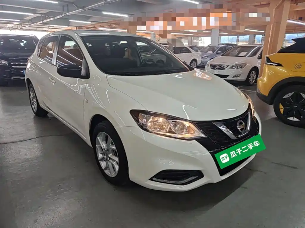 Nissan Tiida — миниатюра 4