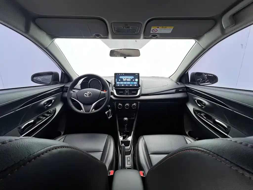 TOYOTA YARIS L ZHIXUAN