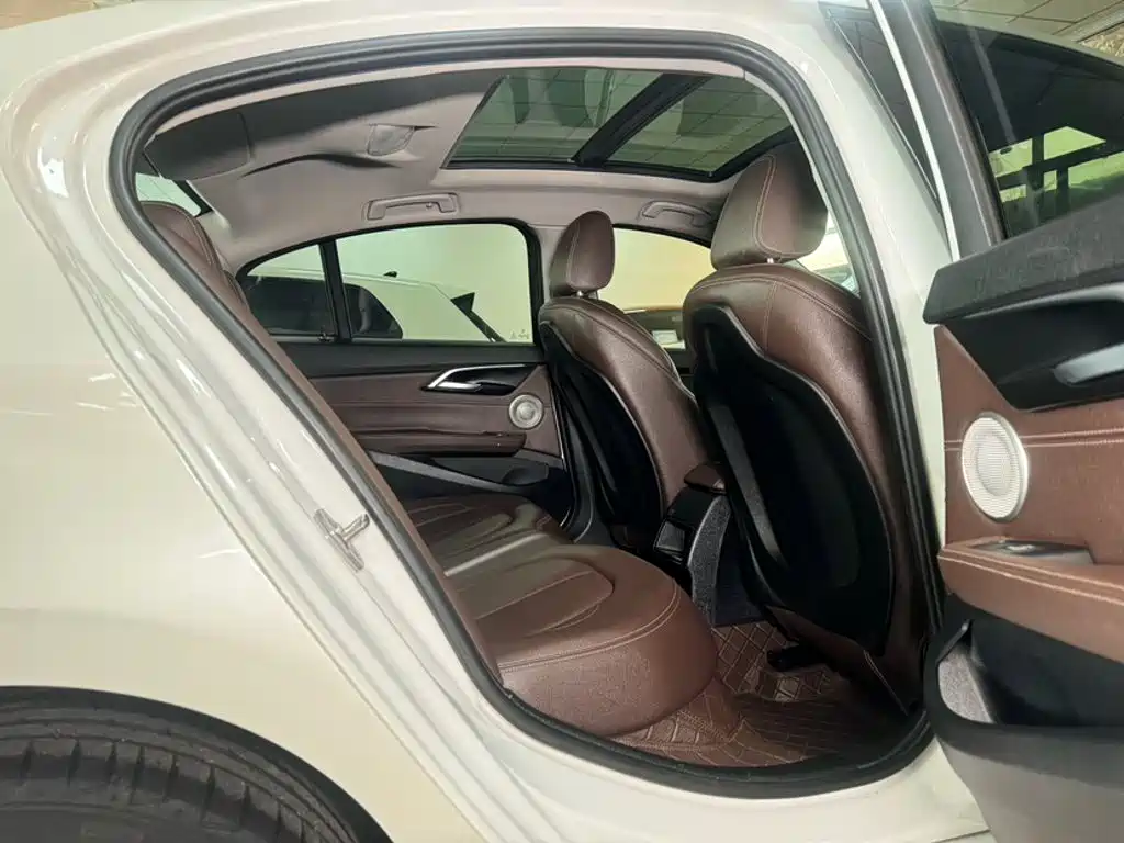BMW 1 Series — миниатюра 8