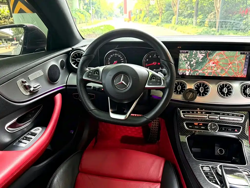 Mercedes-Benz E-Class (Import) — миниатюра 7