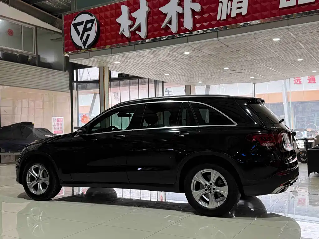 Mercedes-Benz GLC — миниатюра 3
