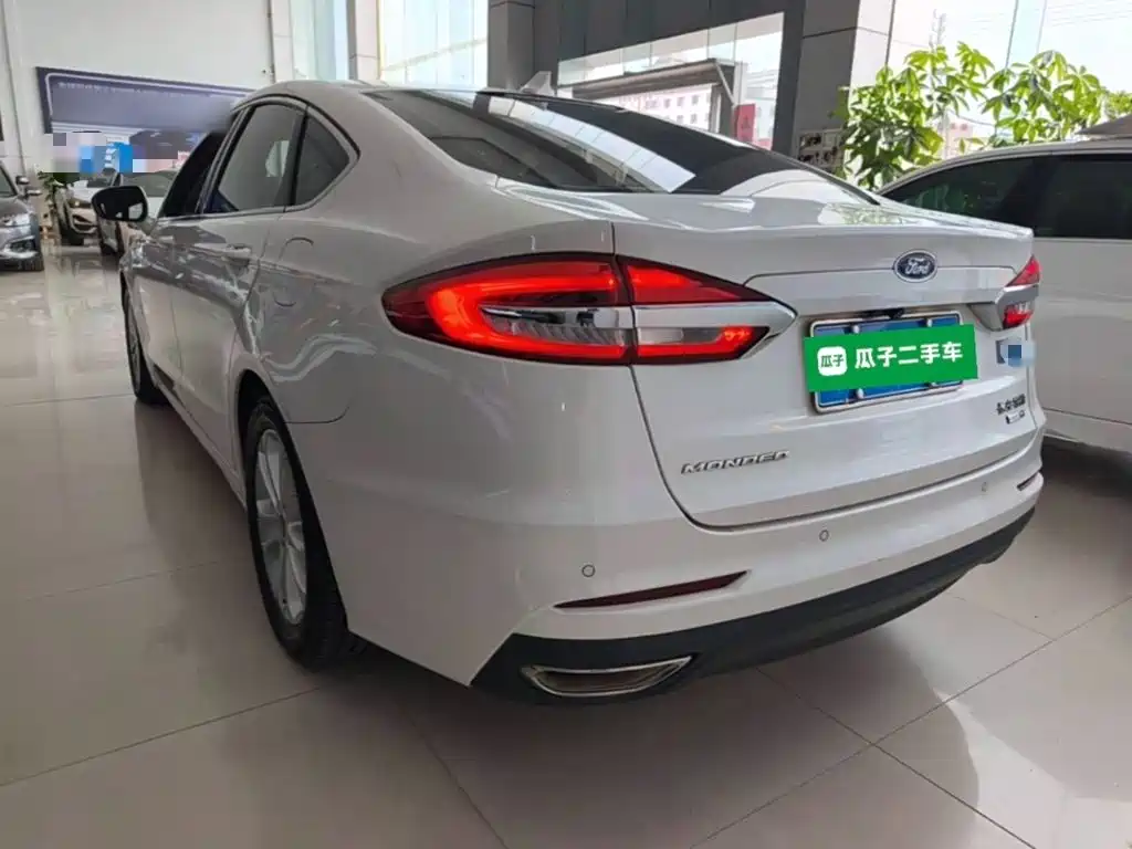 Ford Mondeo — миниатюра 5