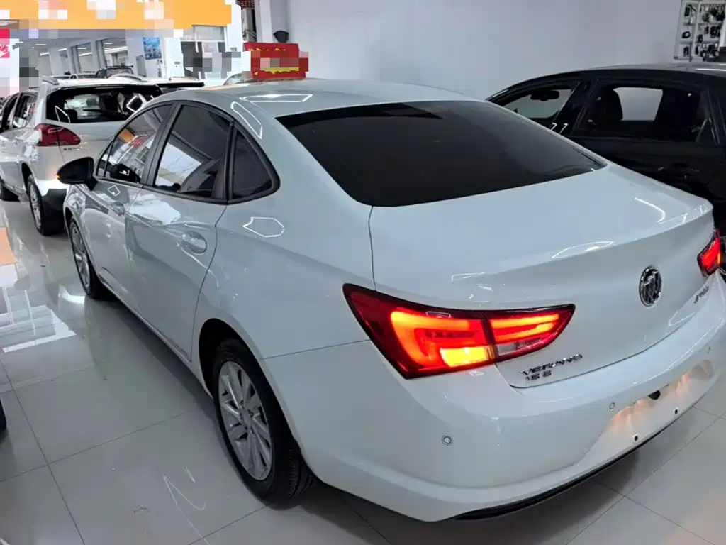 Buick Verano — миниатюра 5