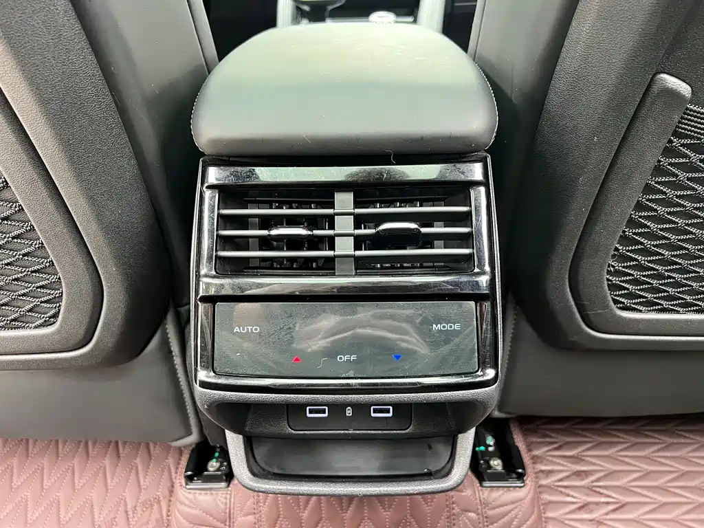 Geely Xingyue L — миниатюра 20