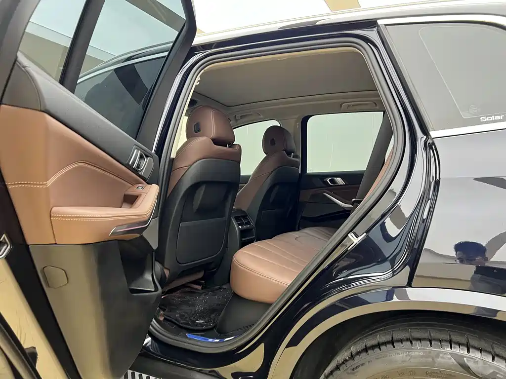 BMW X5 (Import) — миниатюра 13