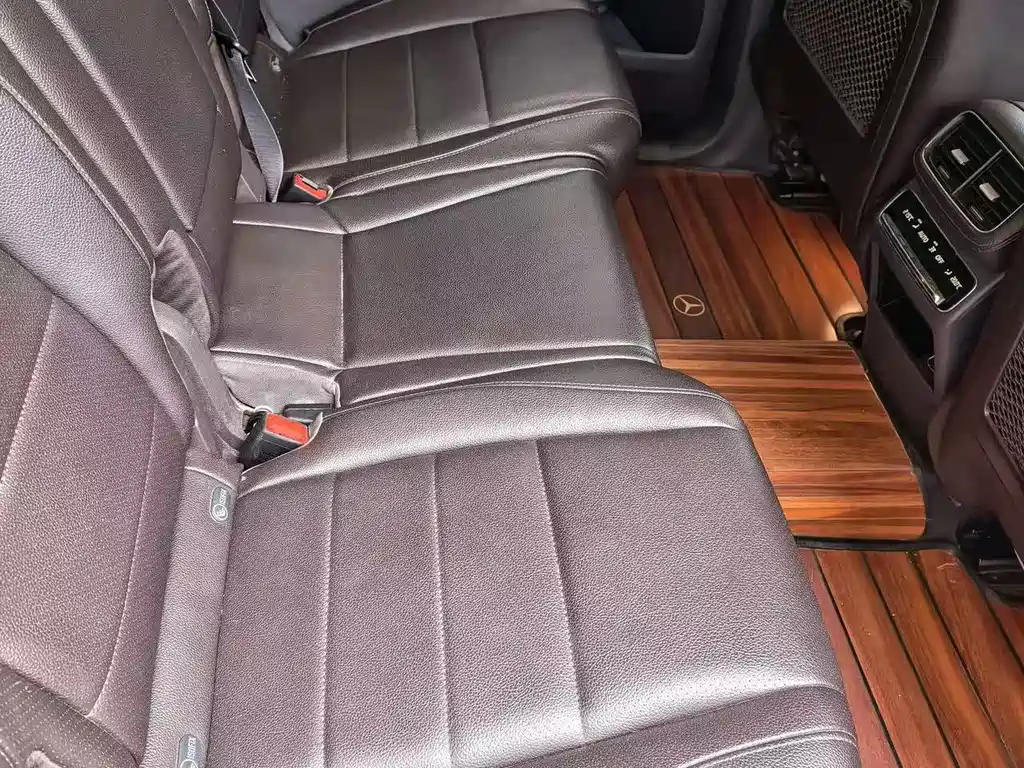 Mercedes-Benz GLE (Import) — миниатюра 7