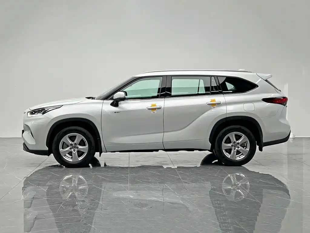Toyota Highlander — миниатюра 3