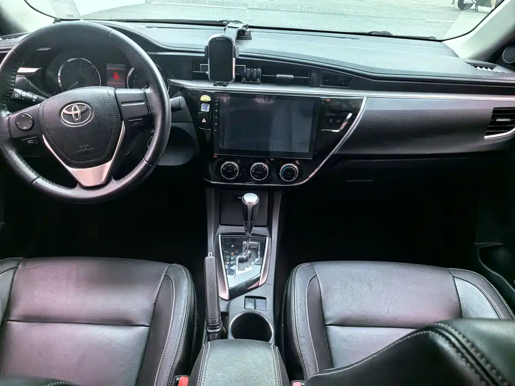 Toyota Corolla — миниатюра 5
