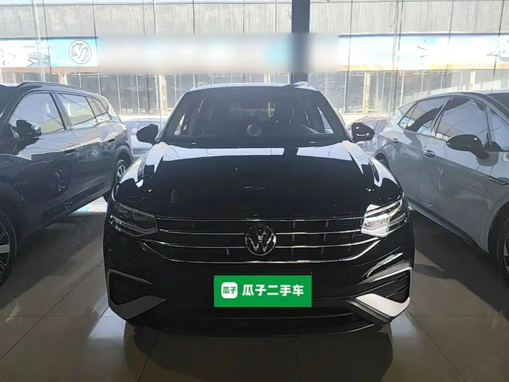 Volkswagen Tiguan L — миниатюра 3