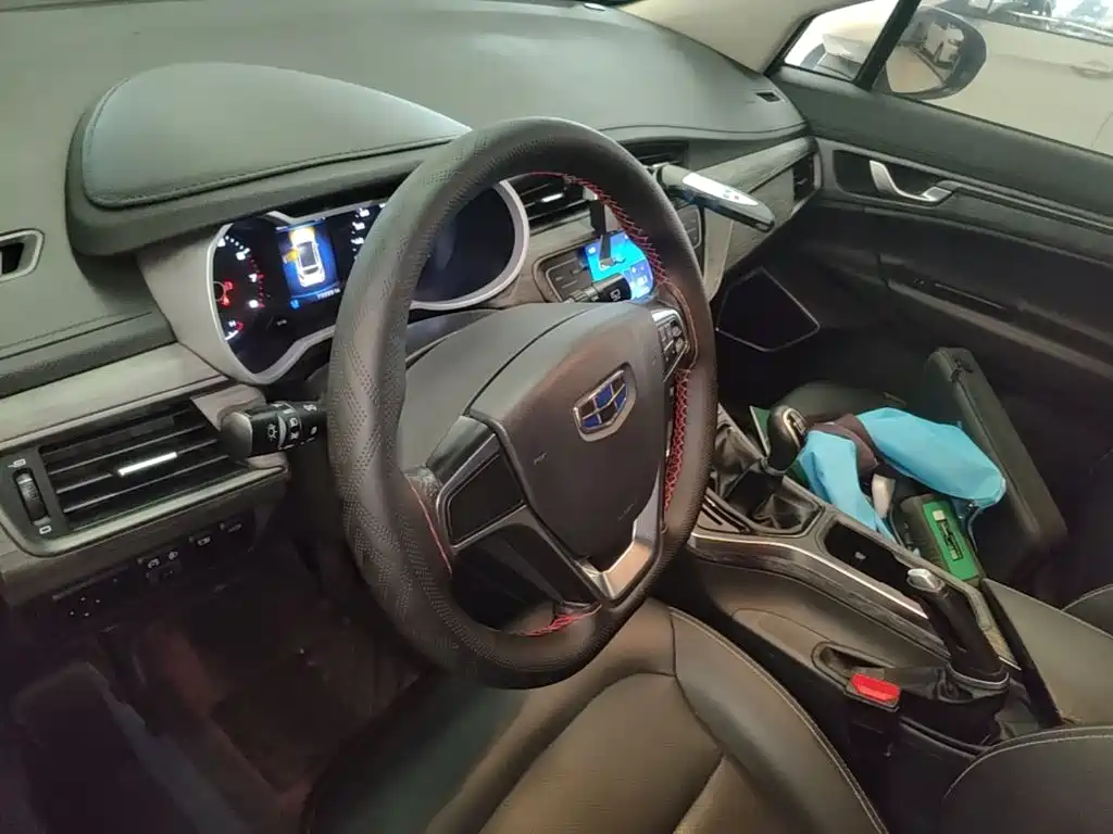 Geely Emgrand GS — миниатюра 11