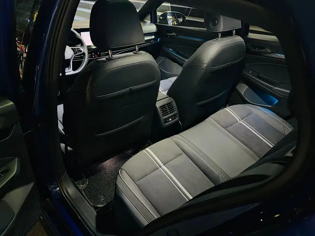Volkswagen Golf — миниатюра 9