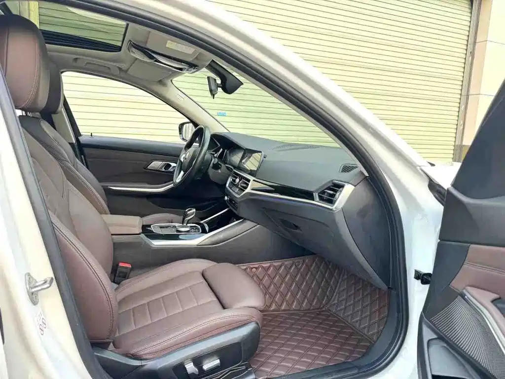 BMW 3 Series — миниатюра 5