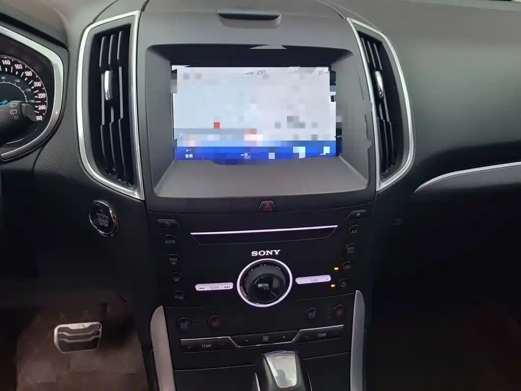 Ford Edge — миниатюра 9