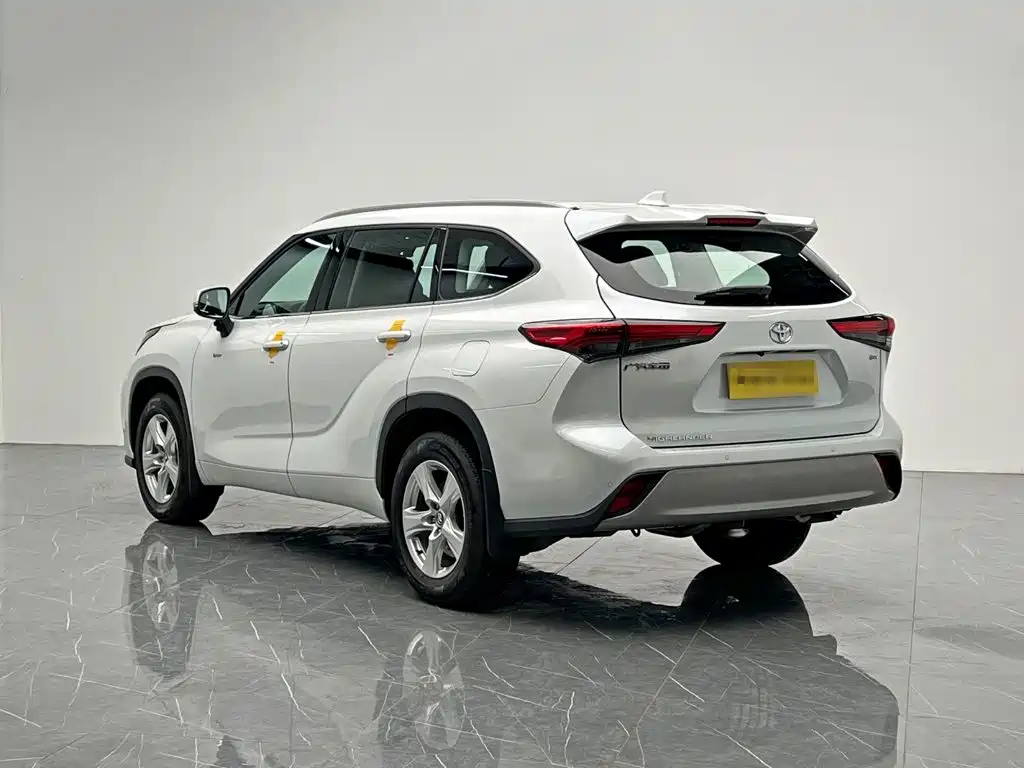 Toyota Highlander — миниатюра 4