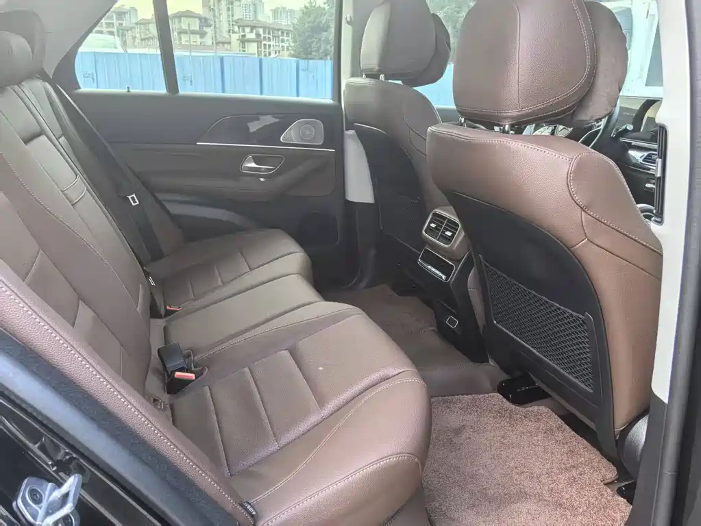 Mercedes-Benz GLE (Import) — миниатюра 7