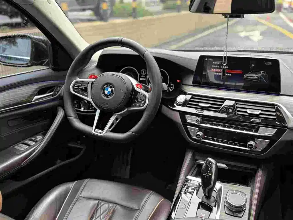 BMW 5 Series 5 2019 530Le Luxury