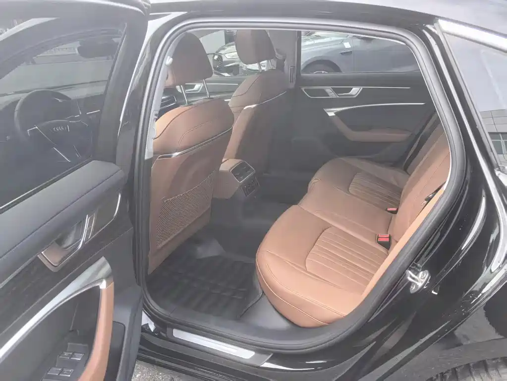 Audi A6L — миниатюра 8
