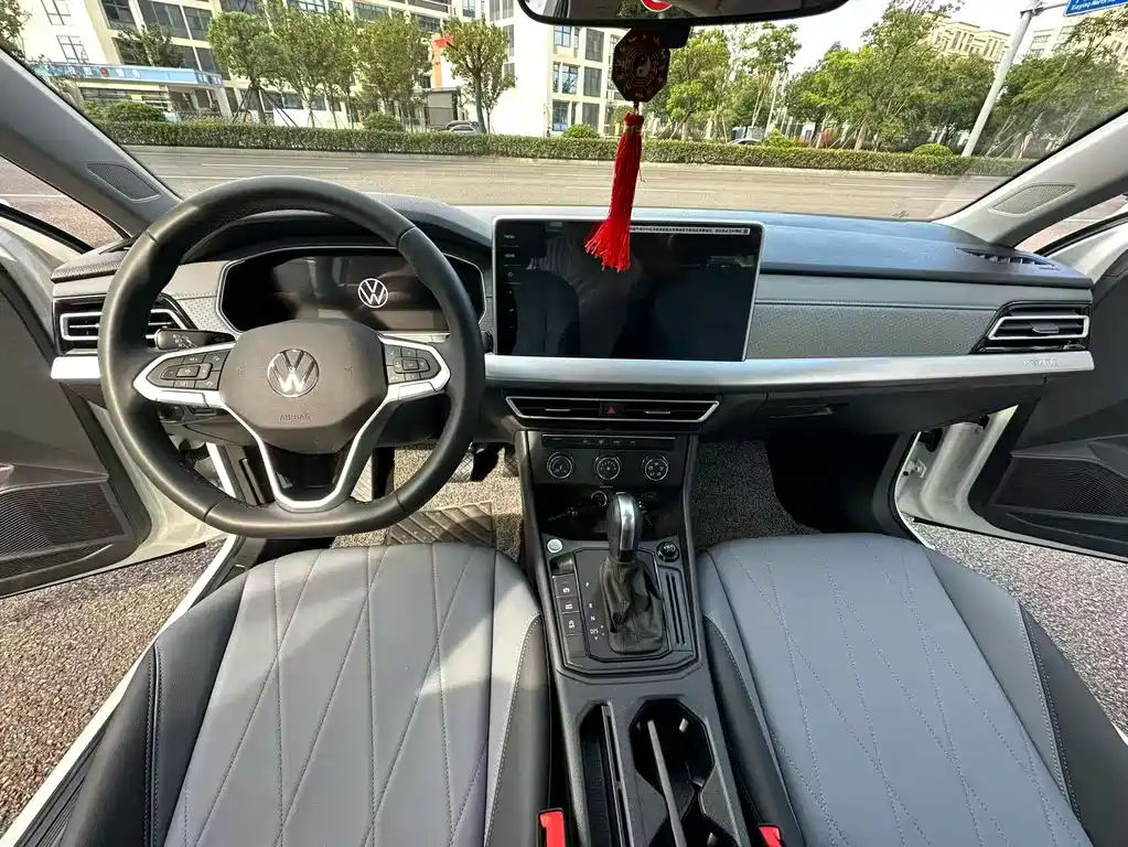 Volkswagen Lavida — миниатюра 7