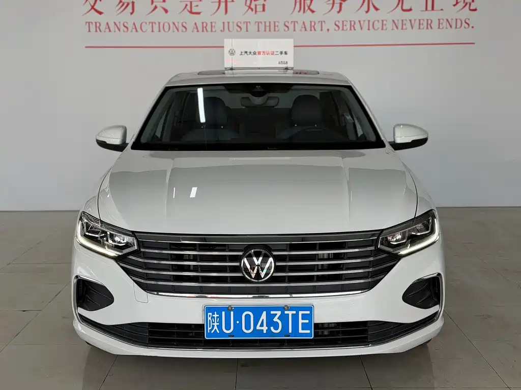 Volkswagen Lavida — миниатюра 2