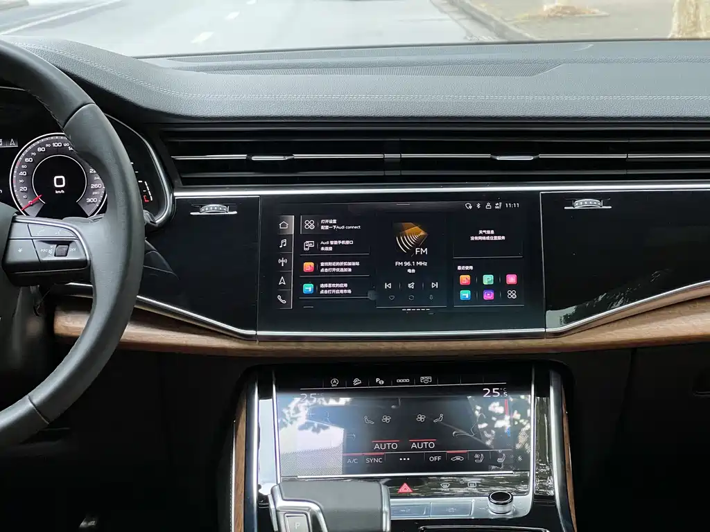 Audi Q7 — миниатюра 18