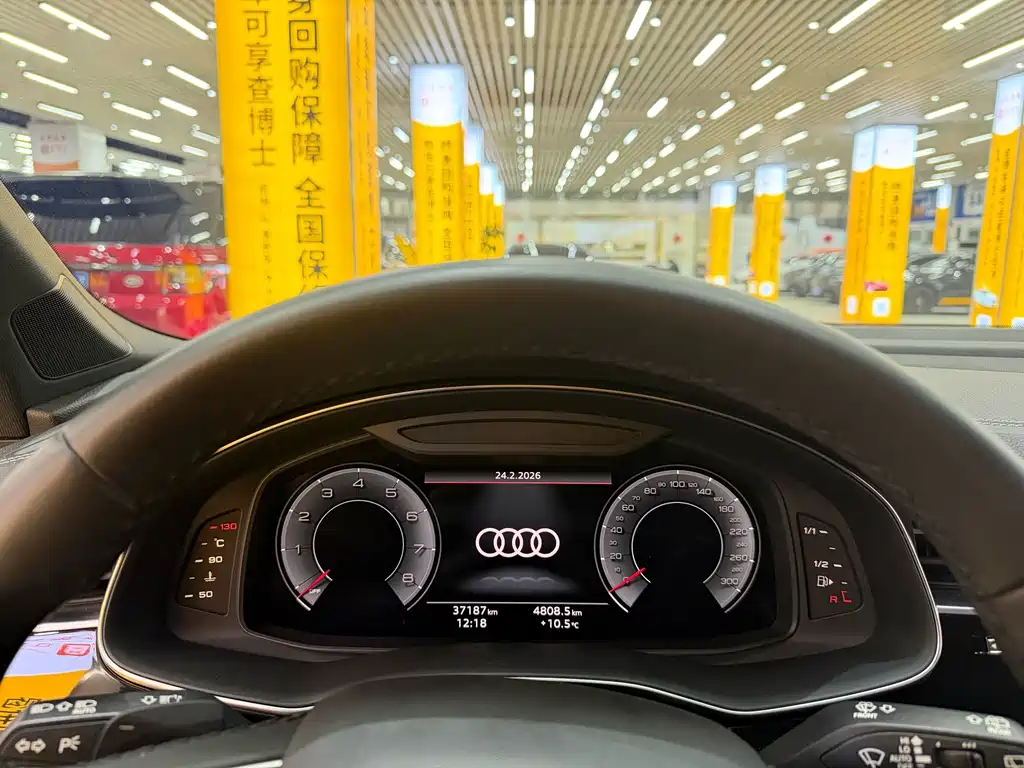 Audi Q7 — миниатюра 23