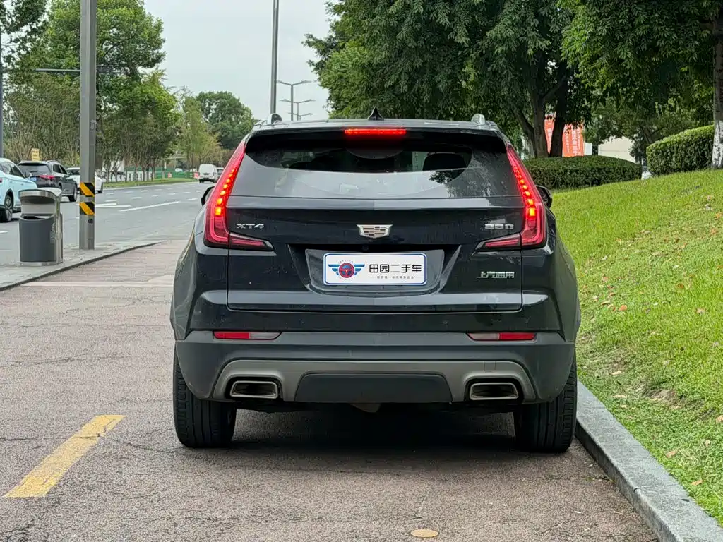 Cadillac XT4 — миниатюра 5
