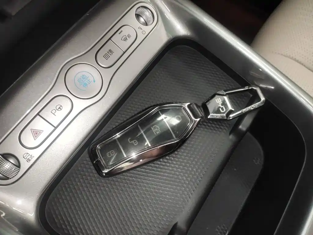 BYD Dolphin — миниатюра 9