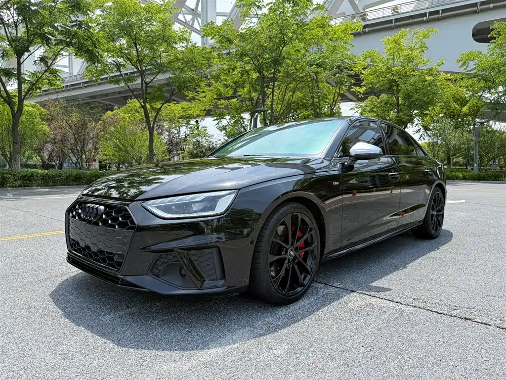 Audi A4L 2021