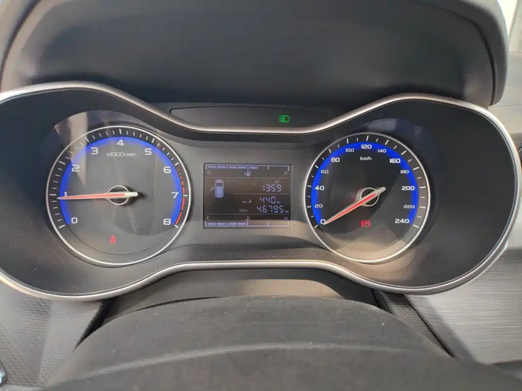 Geely Vision — миниатюра 7