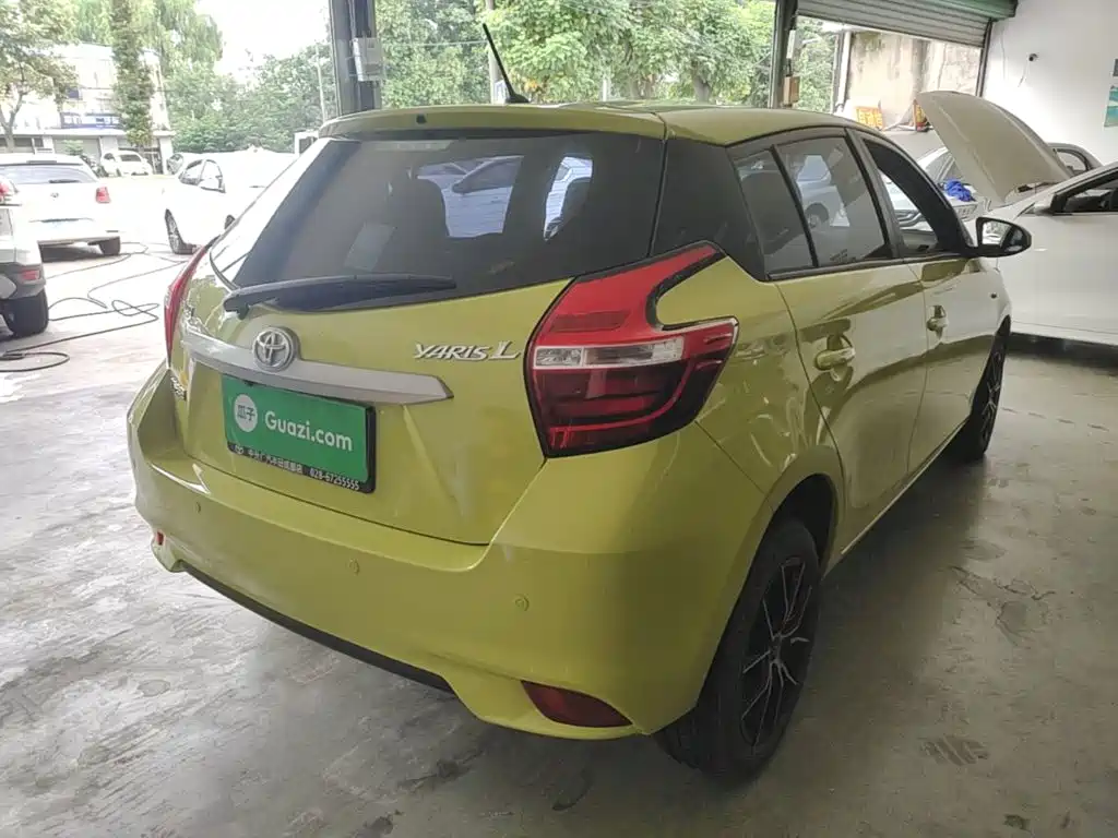 Toyota Yaris L — миниатюра 5