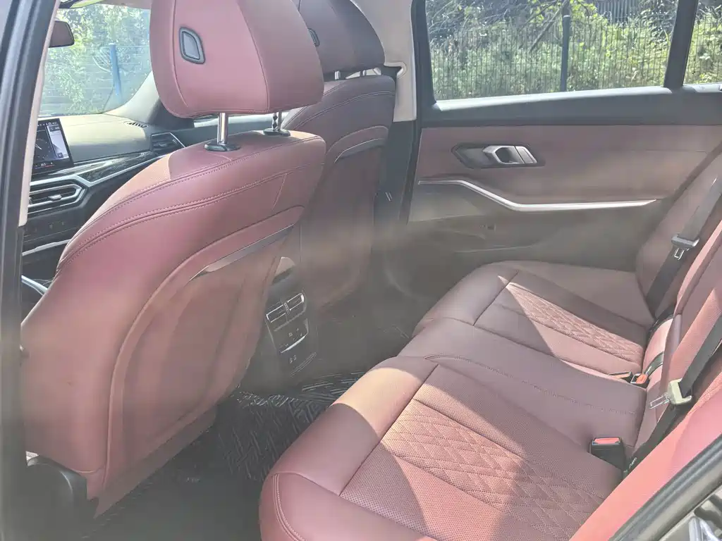 BMW 3 Series — миниатюра 7