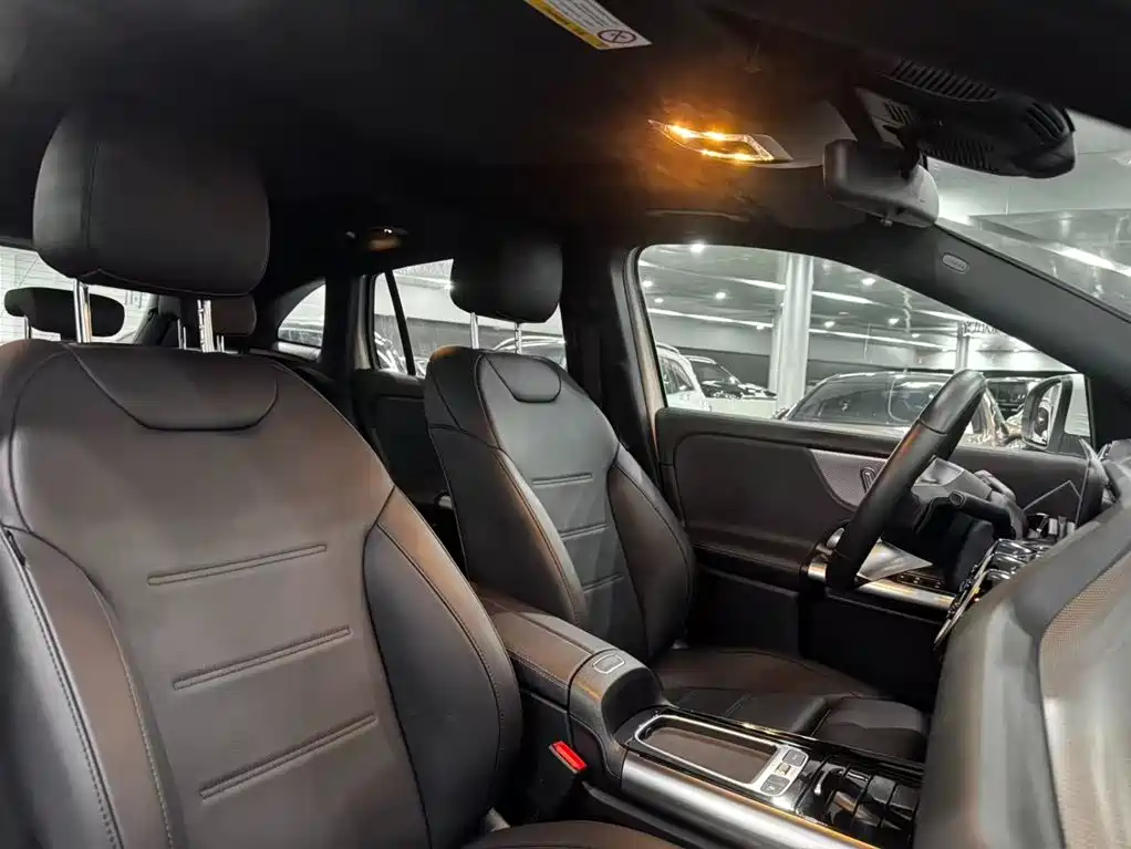 Mercedes-Benz GLA — миниатюра 21