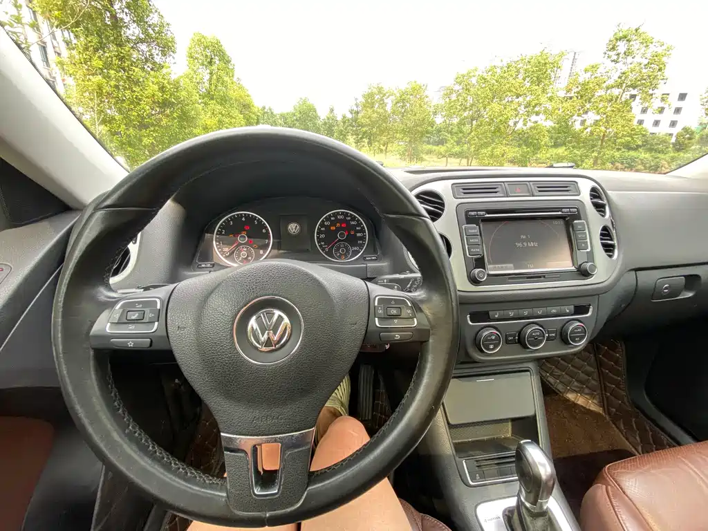 Volkswagen Tiguan — миниатюра 14